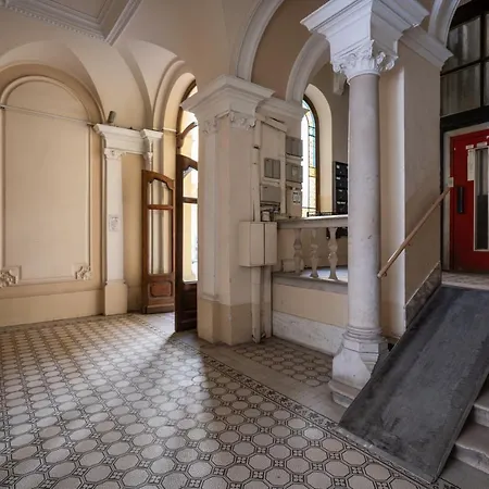 Διαμέρισμα Apollo